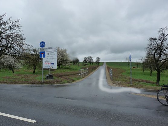 Irritationen um Radwege (Foto: Karl-Heinz Herrmann)
