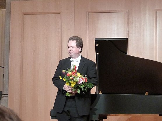 Auf neuem Flügel (Foto: Fam Kieper) Auf neuem Flügel (Foto: Fam Kieper)