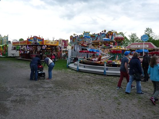 Fliederkrone gesetzt (Foto: Karl-Heinz Herrmann)
