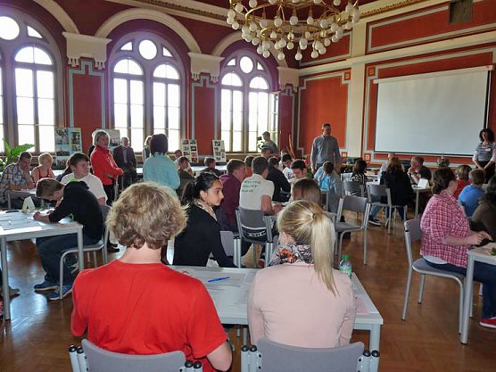 Azubi- Speed- Dating (Foto: Karl-Heinz Herrmann) Azubi- Speed- Dating (Foto: Karl-Heinz Herrmann)