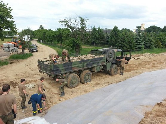 Frankenhäuser Soldaten im Einsatz (Foto: Bundeswehr Bad Frankenhausen) Frankenhäuser Soldaten im Einsatz (Foto: Bundeswehr Bad Frankenhausen)