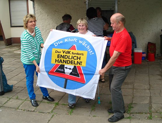 Gegen Altersarmut (Foto: Ina R&ouml;mer)