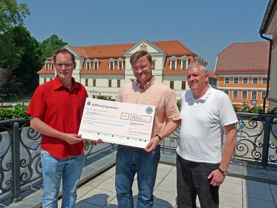 Weitere Spenden f&uuml;r Flutopfer (Foto: Karl-Heinz Herrmann)