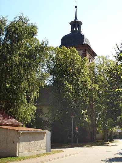 Kirche in Sch&ouml;newerda  (Foto: Karl-Heinz Herrmann)