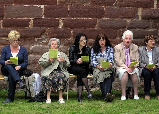 Feuer zum Johannistag (Foto: Zimmer/Keller) Feuer zum Johannistag (Foto: Zimmer/Keller)