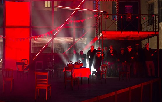 Der Opernchor des Nordh&auml;user Theaters (Foto: Theater Nordhausen)