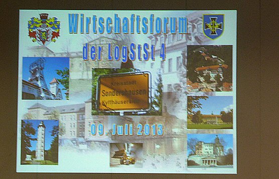 Bundeswehr mit Symposium (Foto: Karl-Heinz Herrmann) Bundeswehr mit Symposium (Foto: Karl-Heinz Herrmann)