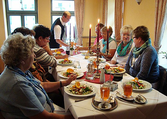 Wieder kulinarische Stadtführung (Foto: Kyffhäusertourismusverband) Wieder kulinarische Stadtführung (Foto: Kyffhäusertourismusverband)