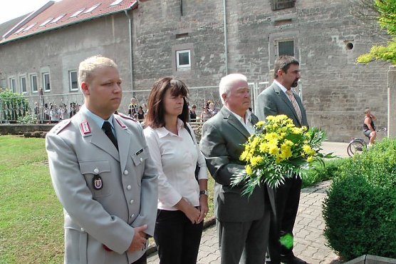 Mit Umzug gefeiert (Foto: Karl-Heinz Herrmann) Mit Umzug gefeiert (Foto: Karl-Heinz Herrmann)