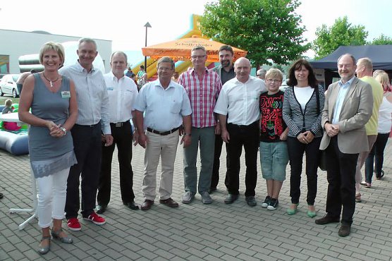 Gewerbegebietsfest am Schacht (Foto: Karl-Heinz Herrmann) Gewerbegebietsfest am Schacht (Foto: Karl-Heinz Herrmann)