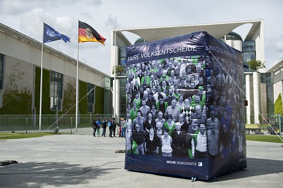 Volksentscheid – bundesweit! (Foto: "Mehr Demokratie") Volksentscheid – bundesweit! (Foto: "Mehr Demokratie")