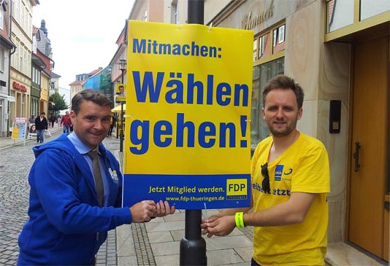 F&uuml;r hone Wahlbeteiligung (Foto: Wahlkreisb&uuml;ro Kurth)