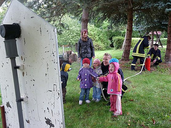 Strahlende Gesichter (Foto: Karl-Heinz Herrmann) Strahlende Gesichter (Foto: Karl-Heinz Herrmann)