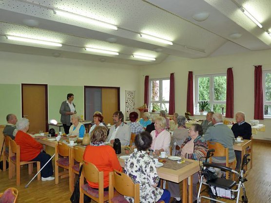 Kommunikatives Fr&uuml;hst&uuml;ck (Foto: Karl-Heinz Herrmann)