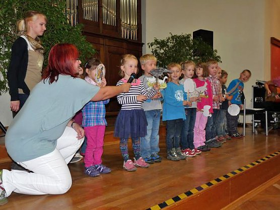 Treff der Generationen (Foto: Karl-Heinz Herrmann) Treff der Generationen (Foto: Karl-Heinz Herrmann)