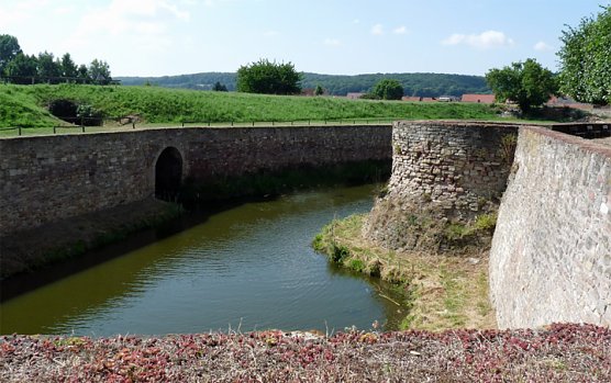 Hilfe an der Wasserburg (Foto: Karl-Heinz Herrmann)