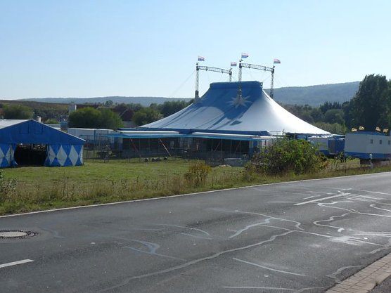 Gastspiel gestartet (Foto: Karl-Heinz Herrmann)