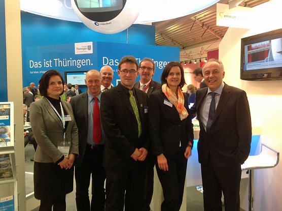 Wirtschaftsminister am Messestand (Foto: Landratsamt Kyffhäuserkreis) Wirtschaftsminister am Messestand (Foto: Landratsamt Kyffhäuserkreis)