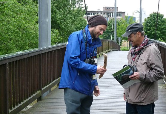 Informationsaustausch (Foto: Nabu) Informationsaustausch (Foto: Nabu)