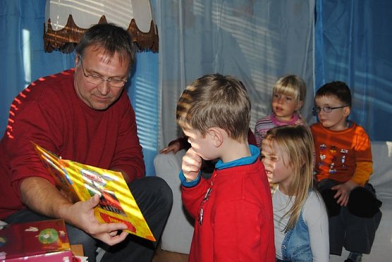 "Gemeinsam mit Kindern die Welt der B&uuml;cher entdecken" (Foto: Privat)