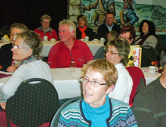 Heimatbuchautorin zu Gast (Foto: Klaus Henze)