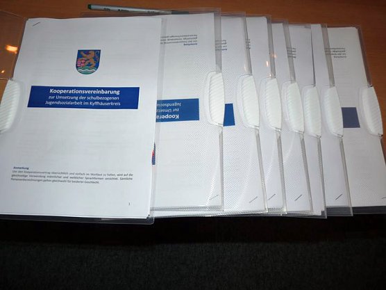 Kooperationsvereinbarungen unterzeichnet (Foto: Karl-Heinz Herrmann)