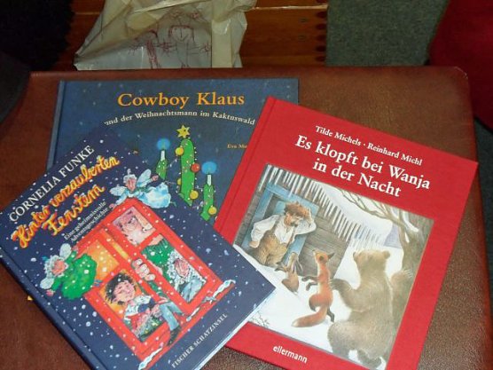 Adventsgeschichten vorgelesen (Foto: Wahlkreisb&uuml;ro Dorothea Marx)