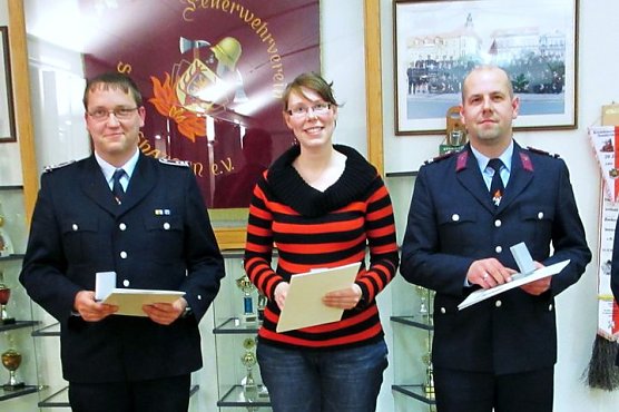 Jahreshauptversammlung bei Feuerwehr (Foto: Günter Herting) Jahreshauptversammlung bei Feuerwehr (Foto: Günter Herting)