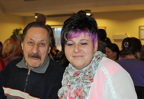 Aktion Weihnacht für die Tafel (Foto: Karl-Heinz Herrmann) Aktion Weihnacht für die Tafel (Foto: Karl-Heinz Herrmann)