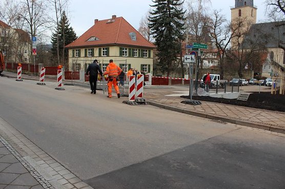 Br&uuml;cke &uuml;bergeben (Foto: Karl-Heinz Herrmann)