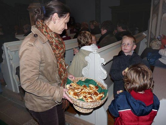Martinsumzug Sondershausen (Foto: Karl-Heinz Herrmann) Martinsumzug Sondershausen (Foto: Karl-Heinz Herrmann)