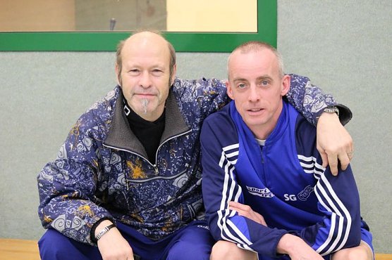 Favorit stolperte (Foto: Karl-Heinz Herrmann) Favorit stolperte (Foto: Karl-Heinz Herrmann)