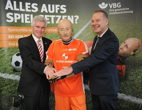 Startschuss (Foto: Burghard Neumann)