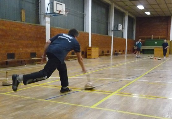 Bosseln (Foto: Karl-Heinz Herrmann) Bosseln (Foto: Karl-Heinz Herrmann)