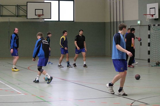 Handball live (Foto: Karl-Heinz Herrmann)