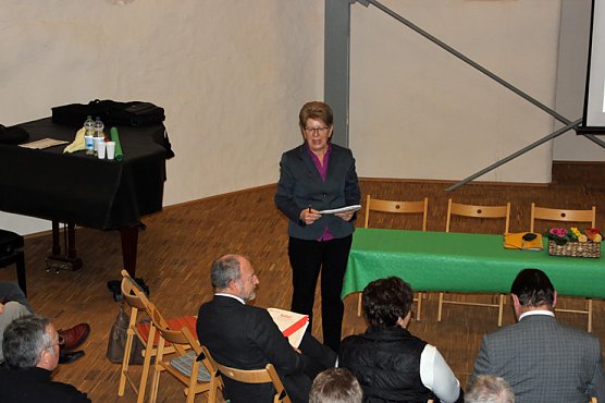 &Uuml;ber Verkehrsinfrastruktur diskutiert (Foto: Karl-Heinz Herrmann)