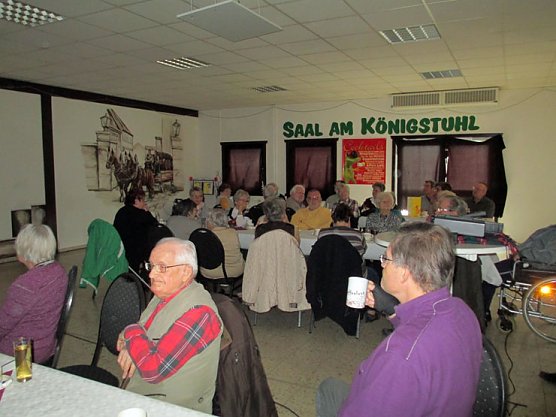 Kr&auml;uterkunde f&uuml;r jedermann (Foto: Karl-Heinz Herrmann)