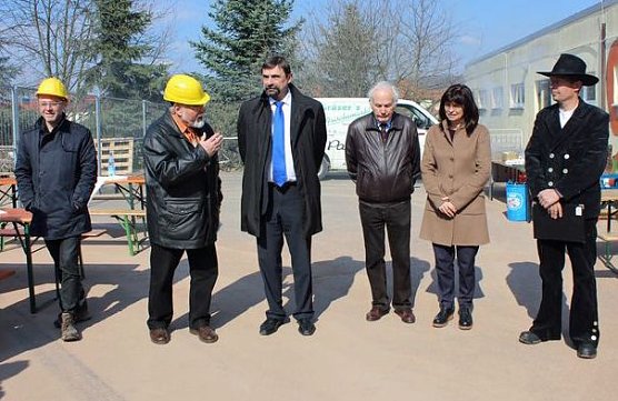 Vorfreude auf neue Wohnung (Foto: Karl-Heinz Herrmann)