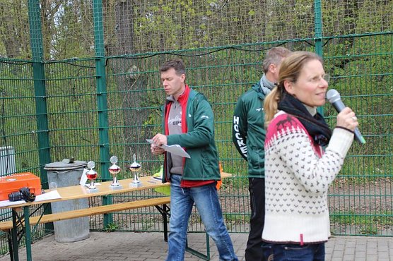Lob vom Hockey-Bund (Foto: Karl-Heinz Herrmann) Lob vom Hockey-Bund (Foto: Karl-Heinz Herrmann)