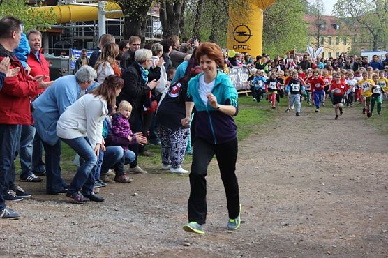 Besuchermagnet Bambinilauf (Foto: Karl-Heinz Herrmann) Besuchermagnet Bambinilauf (Foto: Karl-Heinz Herrmann)