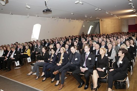 Unternehmen mit Weitblick 2014 (Foto: Landratsamt Kyffhäuserkreis) Unternehmen mit Weitblick 2014 (Foto: Landratsamt Kyffhäuserkreis)