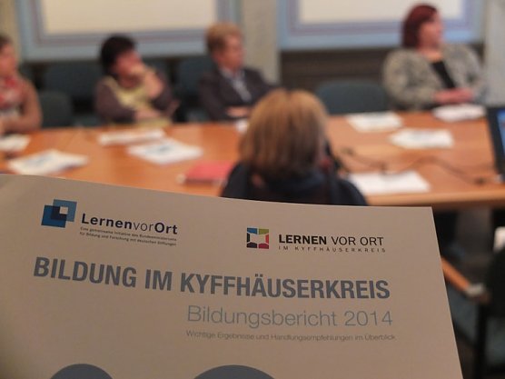 Vorstellung regionalspezifischer Daten (Foto: Lernen vor Ort)