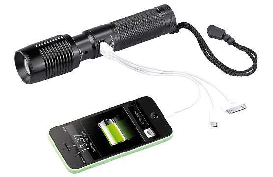 Power f&uuml;r Licht und Handy (Foto: Pearl)
