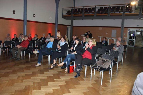 Über den Aufbau Ost (Foto: Karl-Heinz Herrmann) Über den Aufbau Ost (Foto: Karl-Heinz Herrmann)