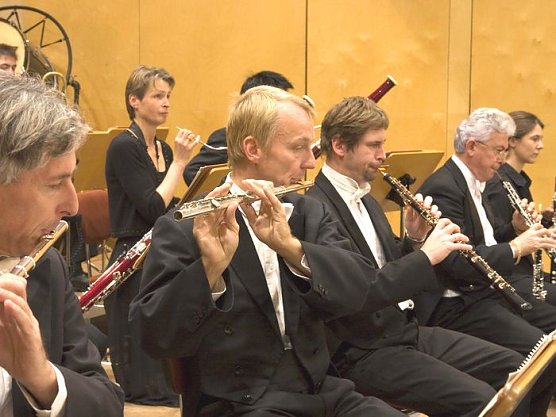 Stehen im Mittelpunkt (Foto: K&uuml;hn)