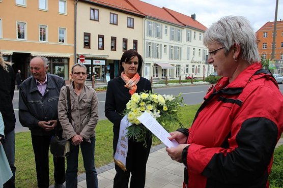 Der Opfer gedacht (Foto: Karl-Heinz Herrmann) Der Opfer gedacht (Foto: Karl-Heinz Herrmann)