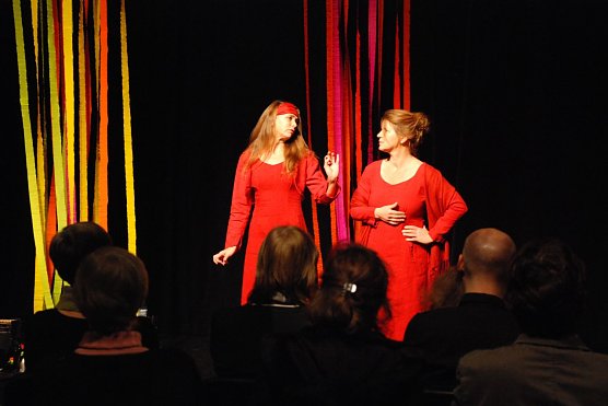 FabulaDrama auf der Bühne (Foto: KSK Nordhausen) FabulaDrama auf der Bühne (Foto: KSK Nordhausen)