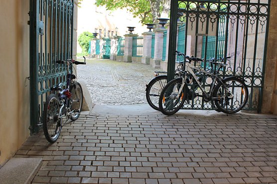 Vergessene Radfahrer? (Foto: Karl-Heinz Herrmann) Vergessene Radfahrer? (Foto: Karl-Heinz Herrmann)