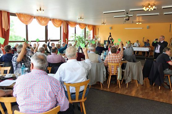 Gartenfreunde mit neuem Vorstand (Foto: Karl-Heinz Herrmann)