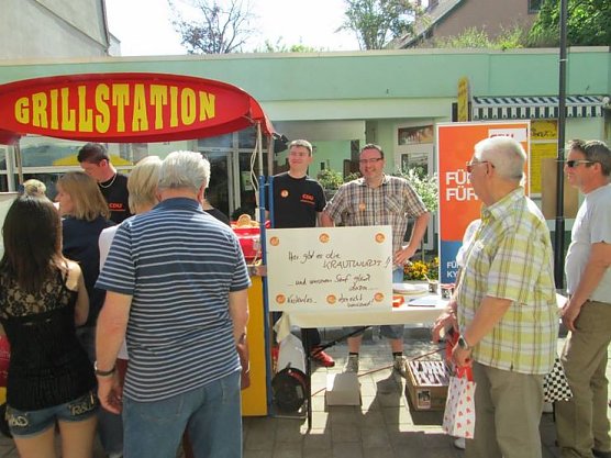Abschluss Wahlkampf (Foto: CDU Bad Frankenhausen) Abschluss Wahlkampf (Foto: CDU Bad Frankenhausen)